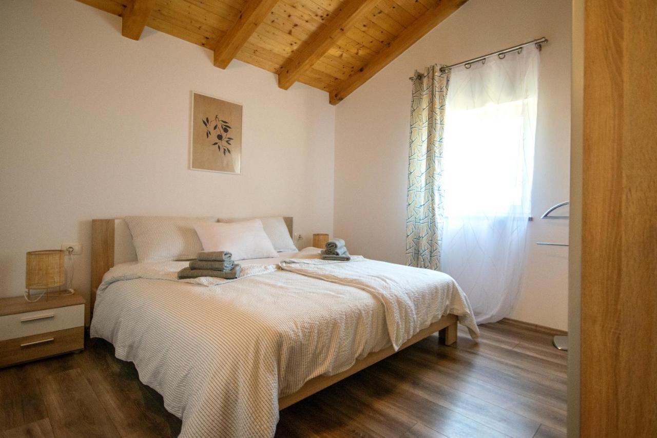Old Oak Holiday House Rovinj Exterior foto